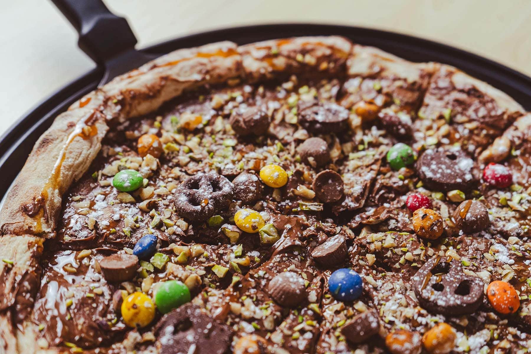 Шоколадная пицца 