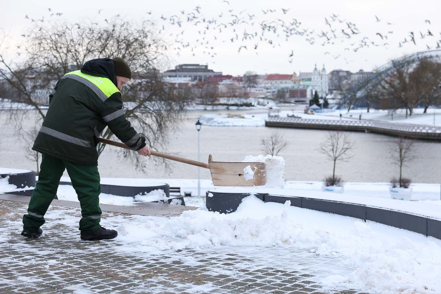 Уборка снега в Минске