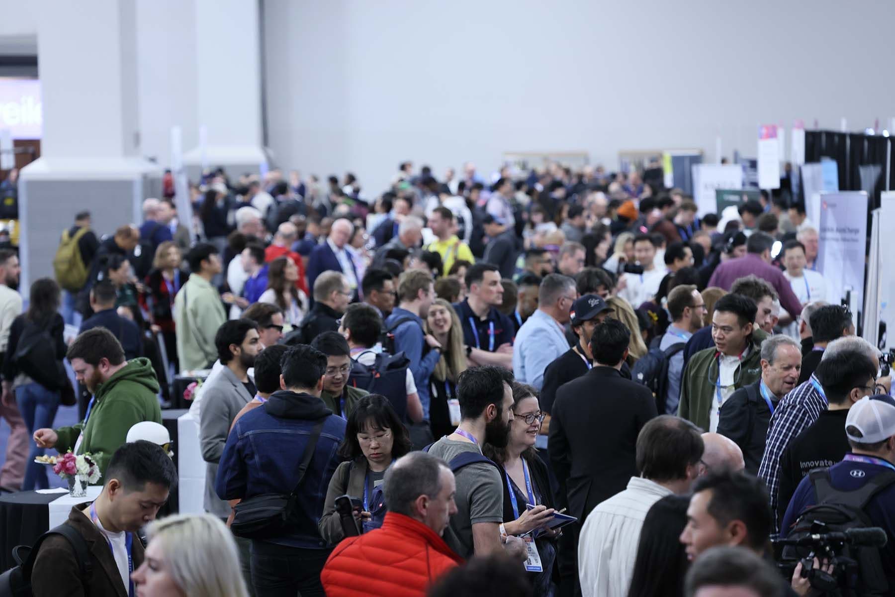 Посетители выставки CES 2026 © CTA