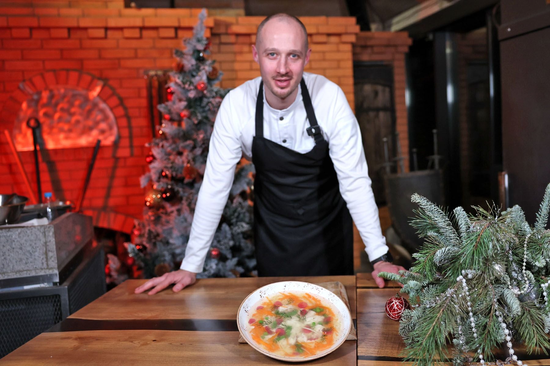 Шеф-повар Николай Герасимов 