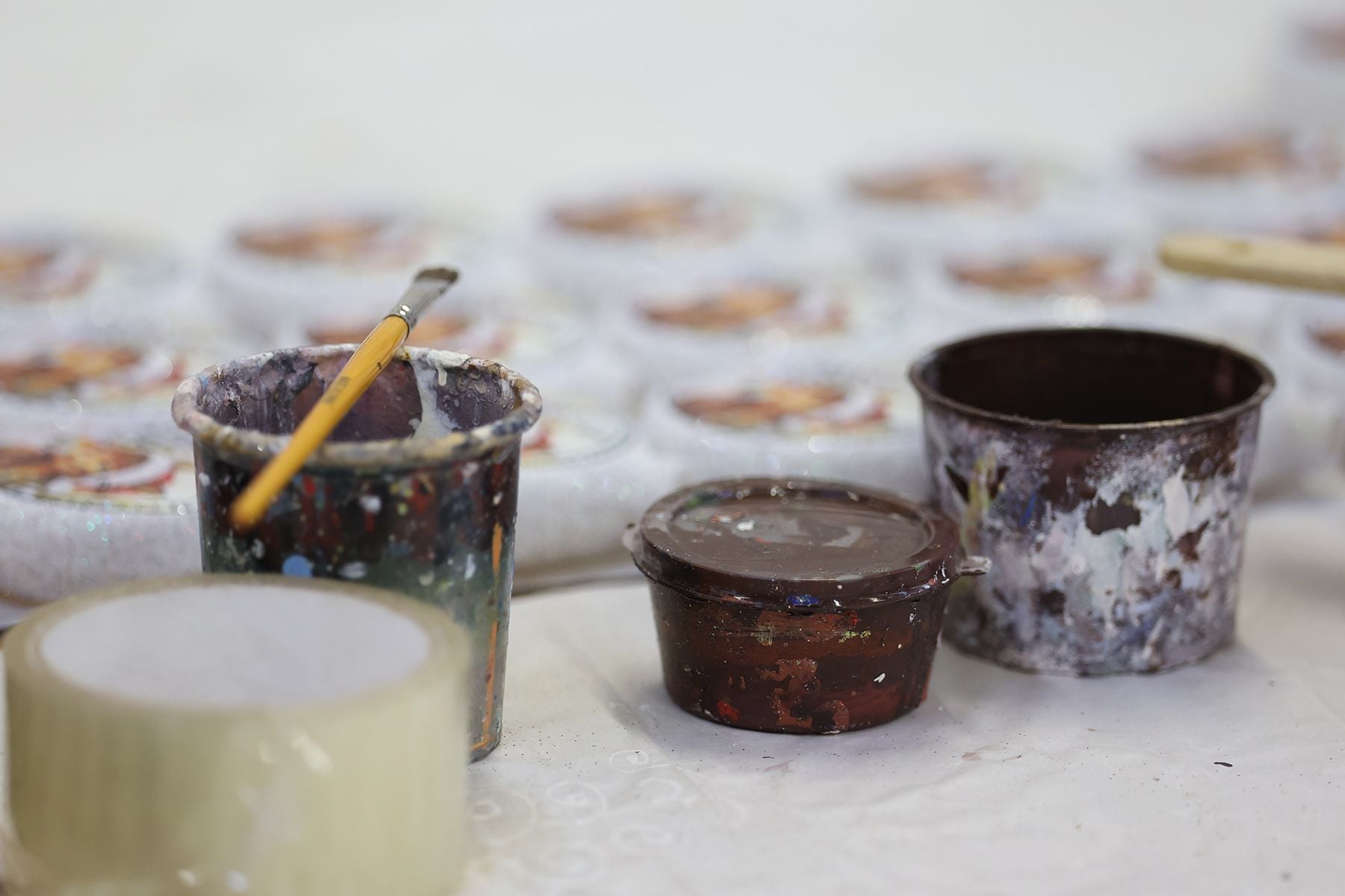 На фабрике елочных игрушек «Грай»