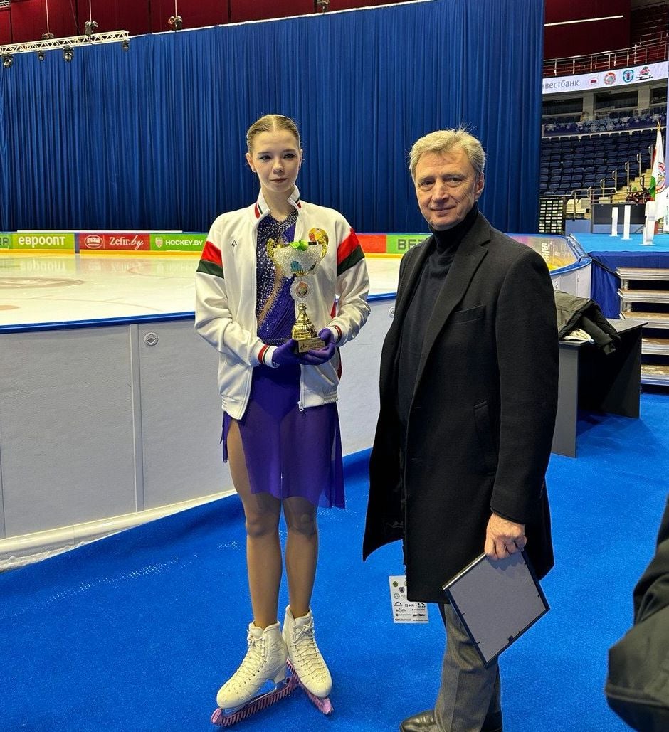 Виктория Сафонова и Олег Васильев. © Белорусский союз конькобежцев