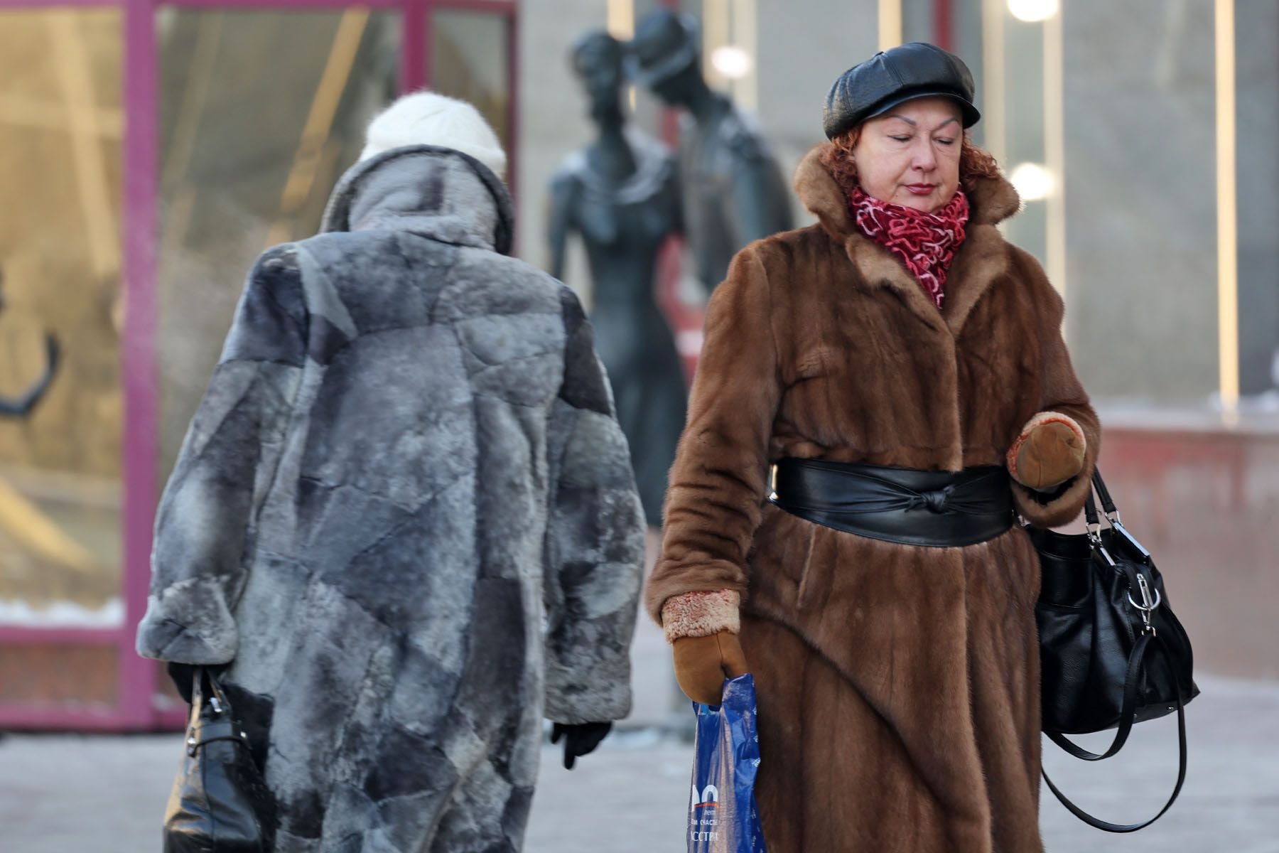 Минчанки в зимней одежде