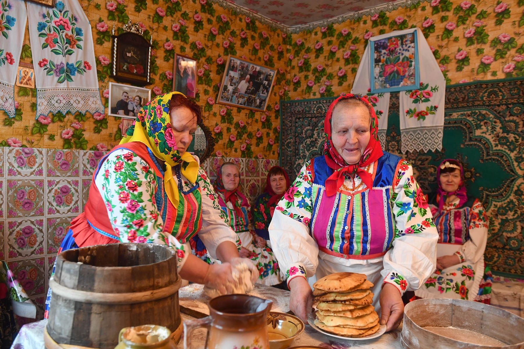 Обряд"Чырачка" в деревне Тонеж Лельчицкого района Гомельской области. © TACC