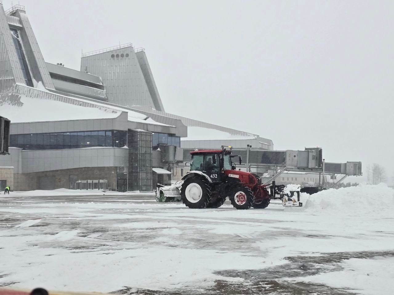 © Minsk Airport
