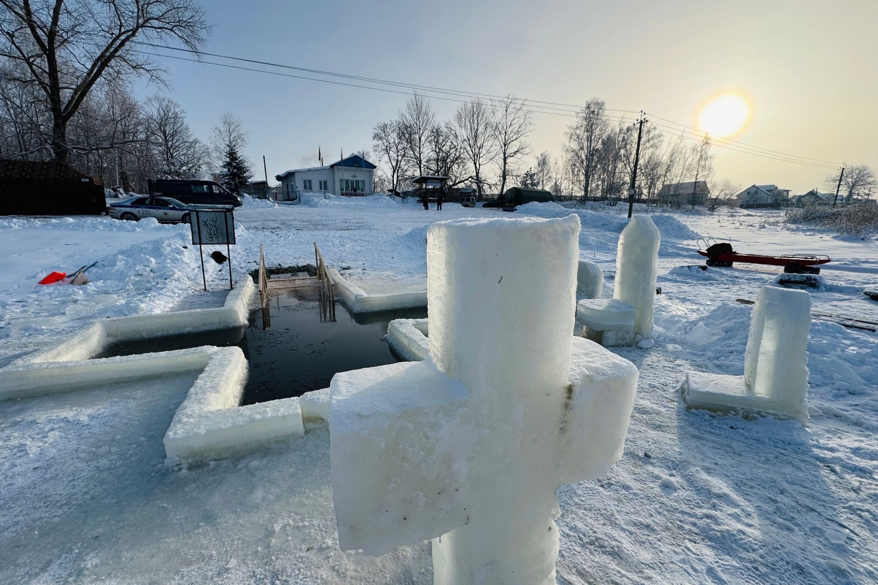 Обряд окунания в купель в Ветке. © Мария Амелина, Times.by