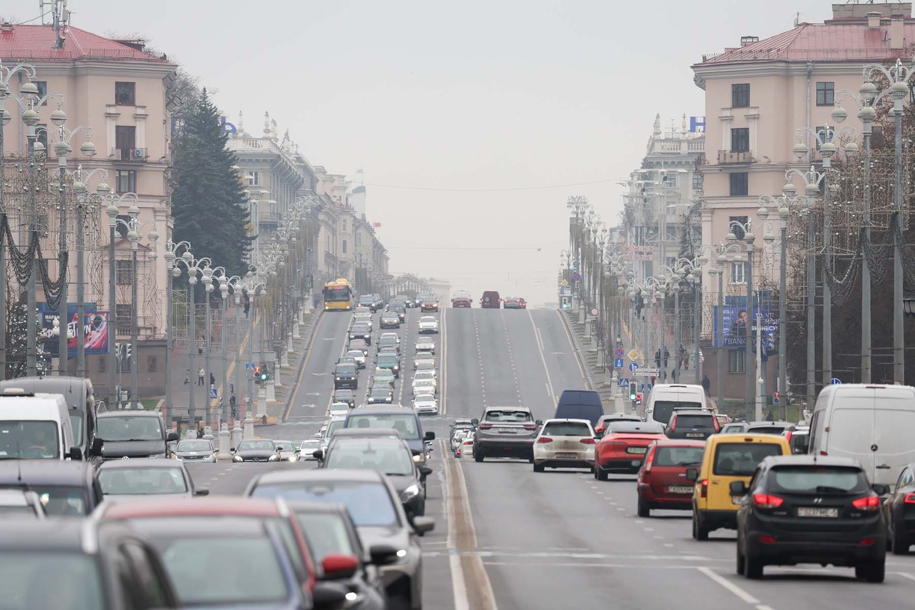 Машины в городе