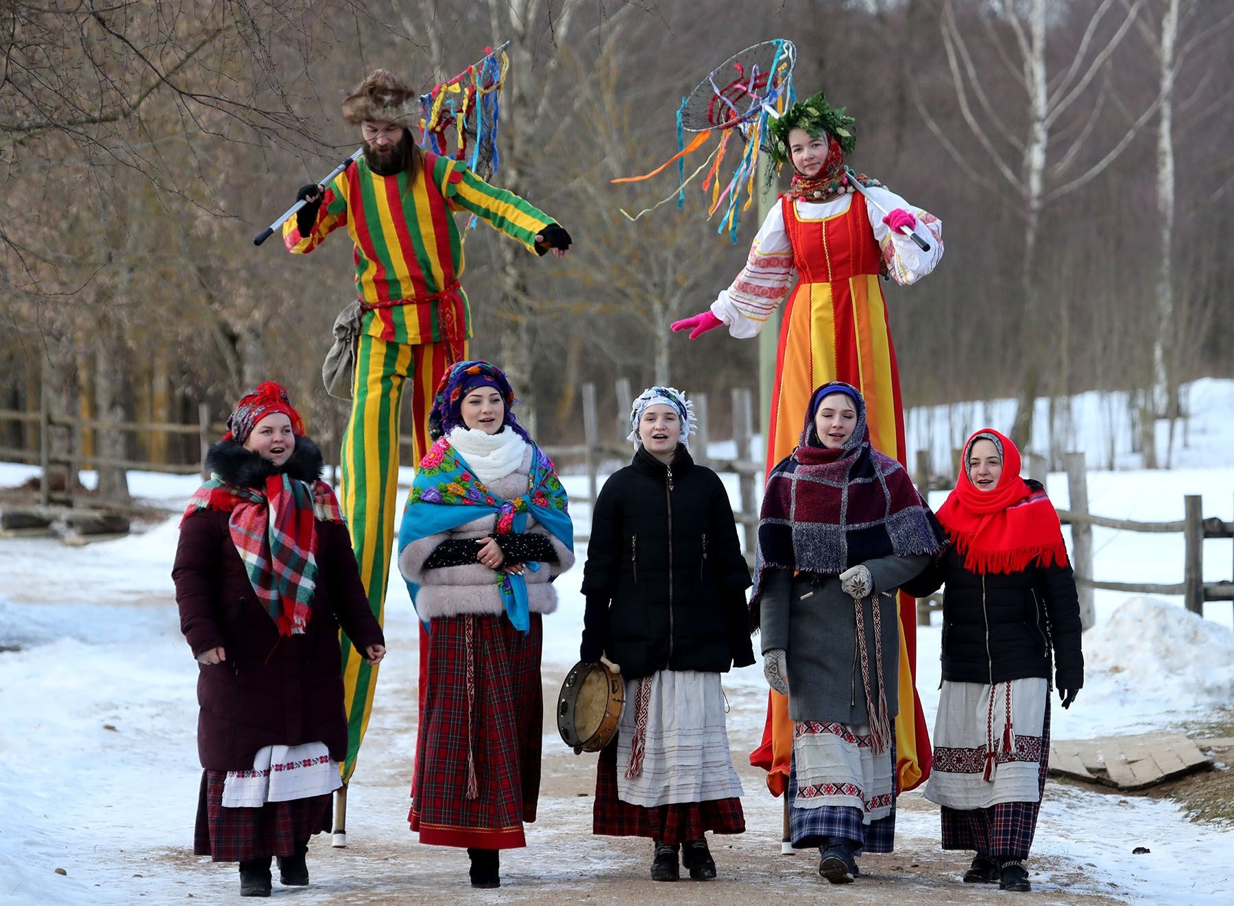 Масленица в Музее народной архитектуры и быта в деревне Озерцо. © EPA / TASS