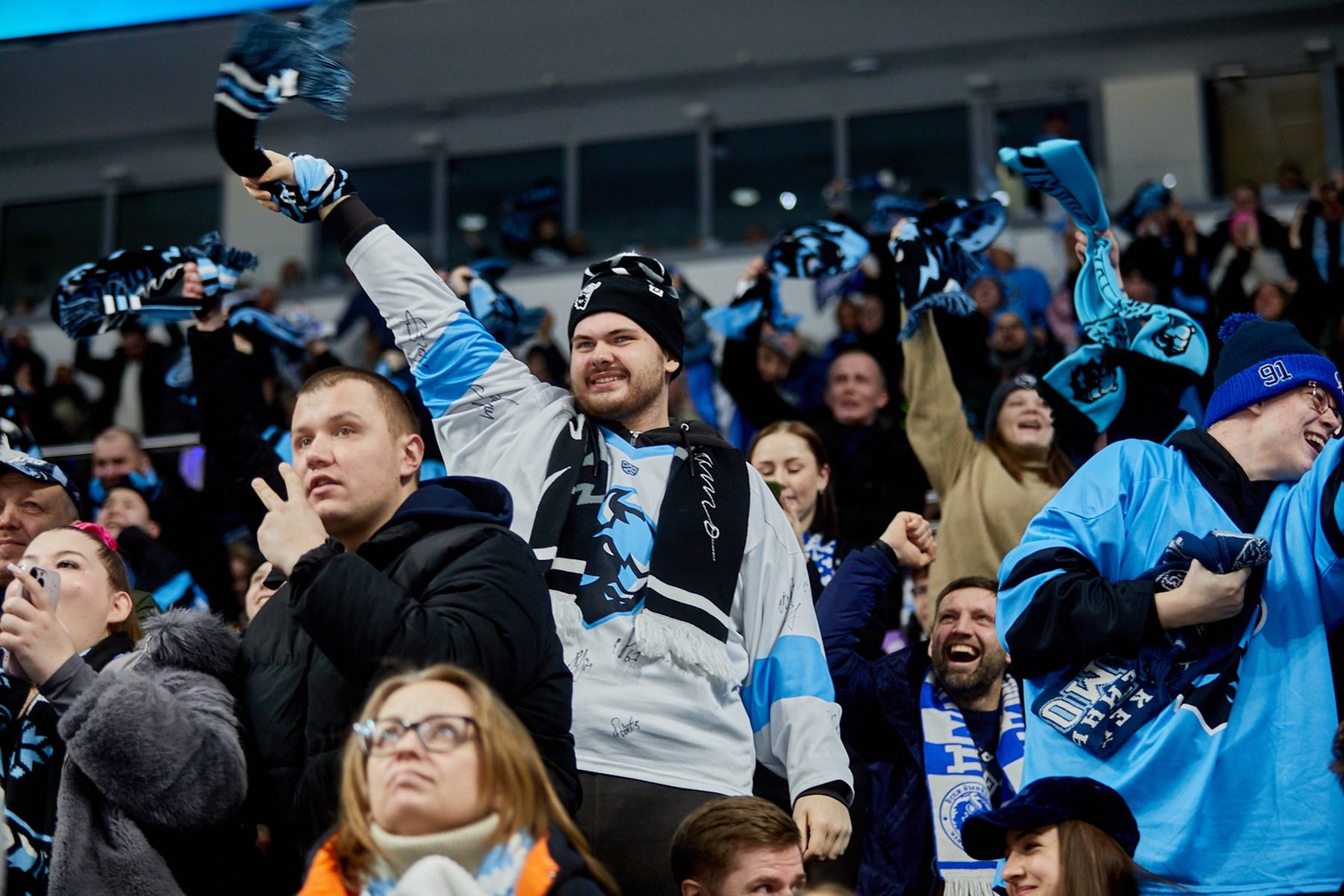 Болельщики ХК «Динамо-Минск». © Святослав Зоркий, Times.by