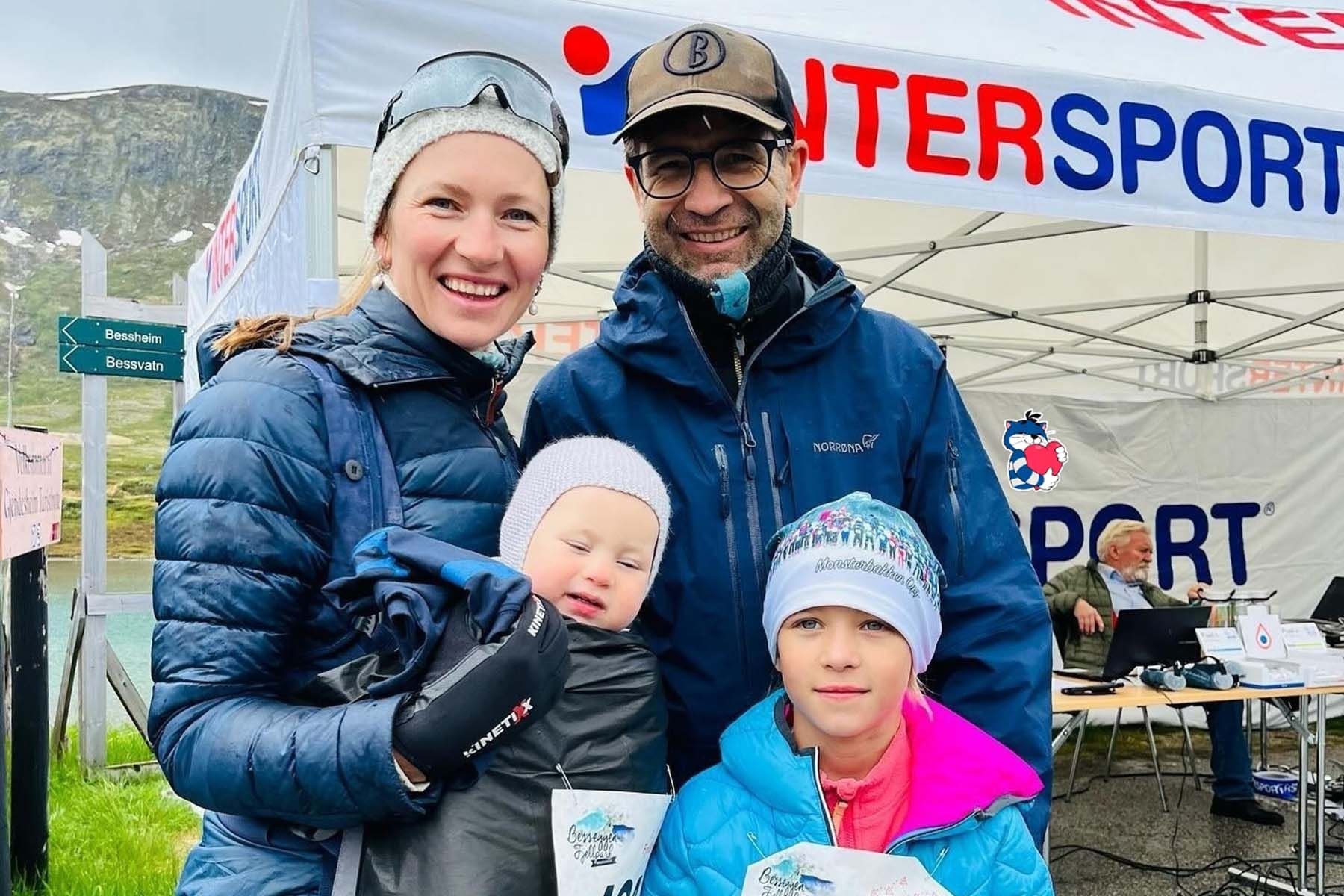 Дарья Домрачева с семьей. © [В] БИАТЛОНЕ, ВКонтакте