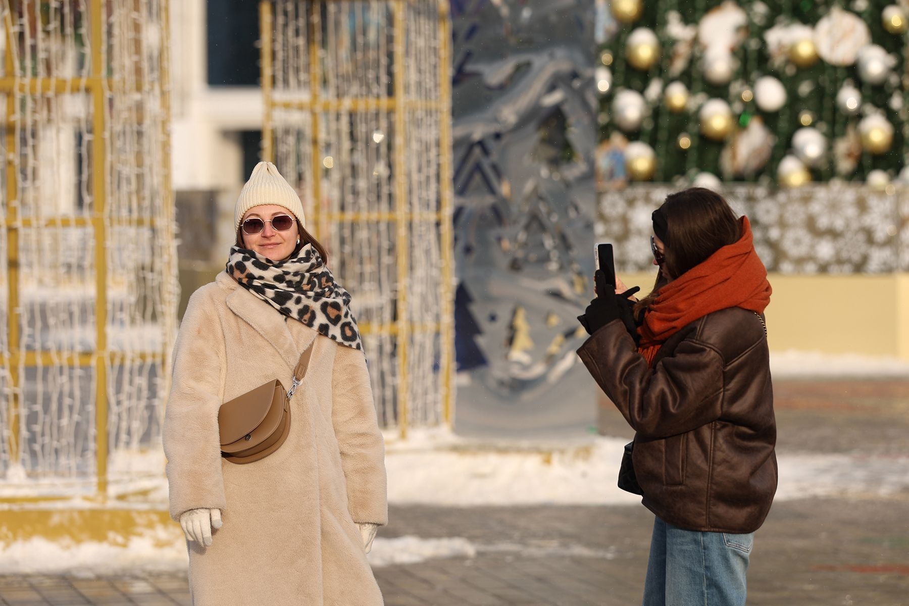 Люди на улицах Минска