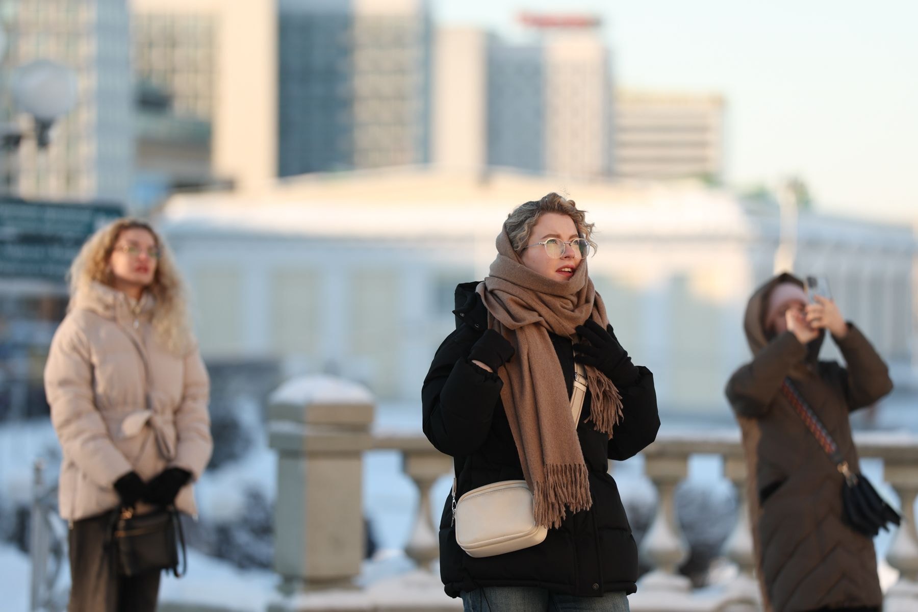 Люди на улицах Минска