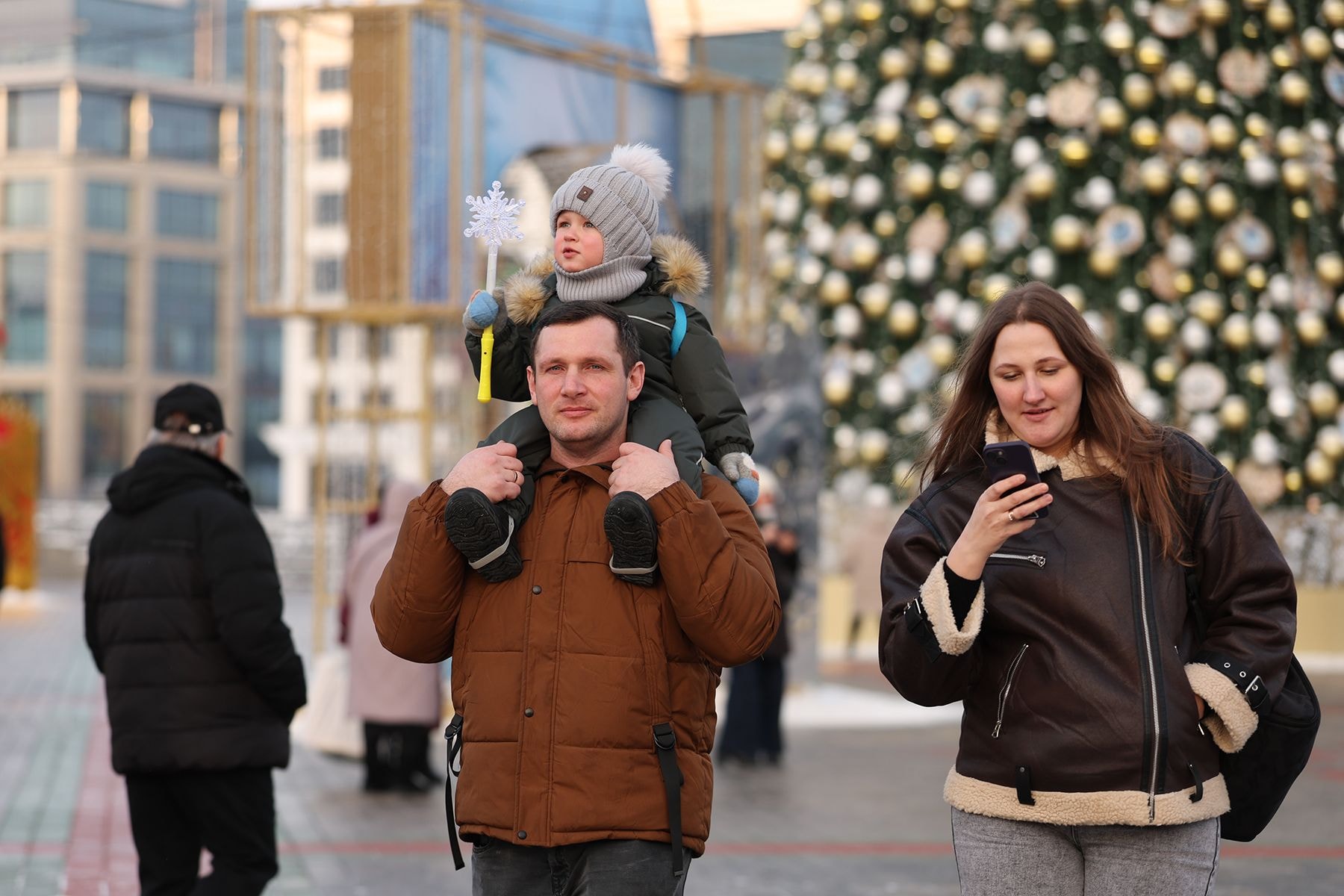 Пара с ребенком