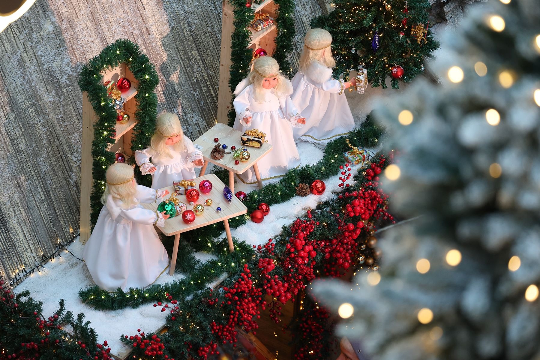 Праздничное оформление Dana Mall