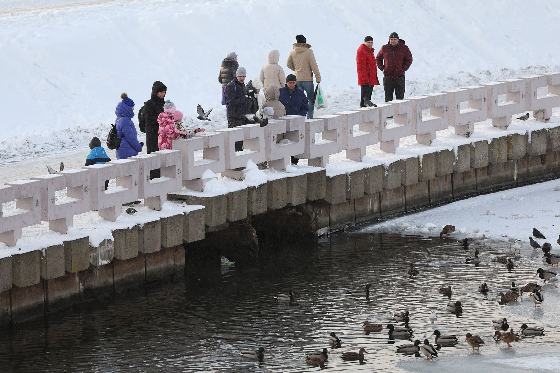 На набережной в Минске