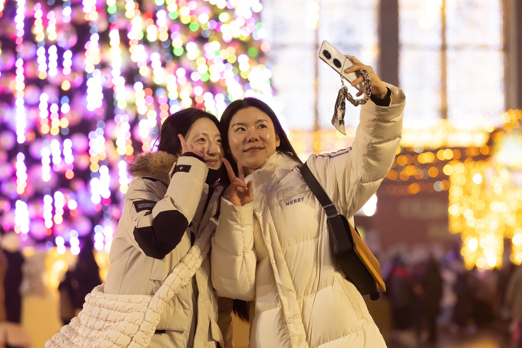 Главная елка на Октябрьской площади