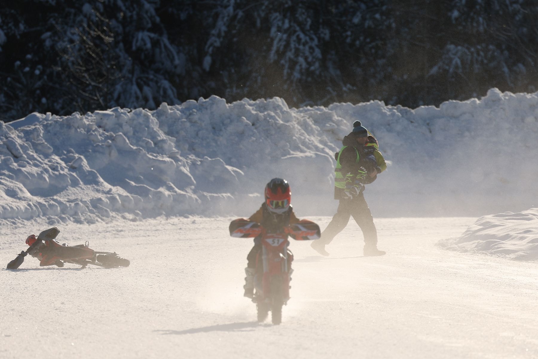 мотогонки MX Speedway