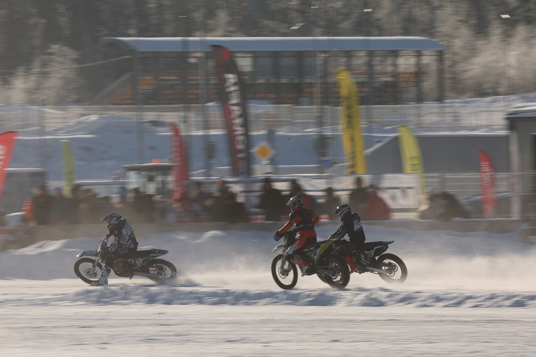 мотогонки MX Speedway