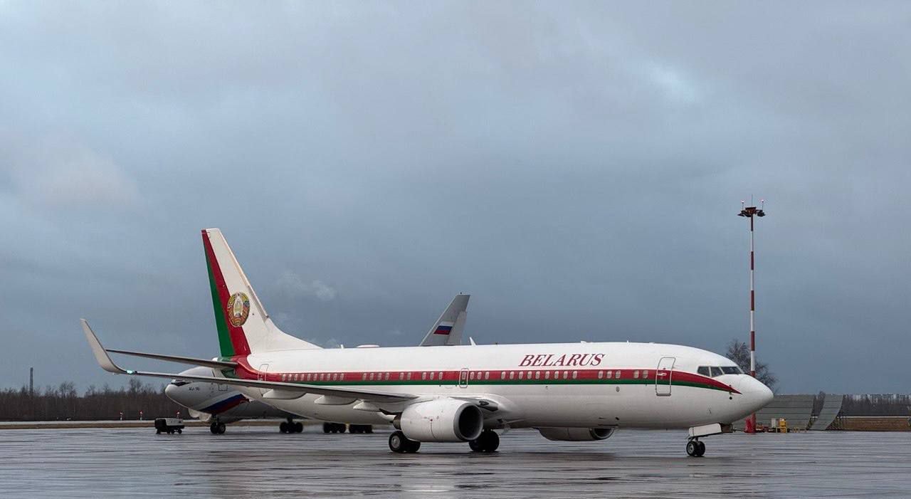 Самолет президента Беларуси Александра Лукашенко
